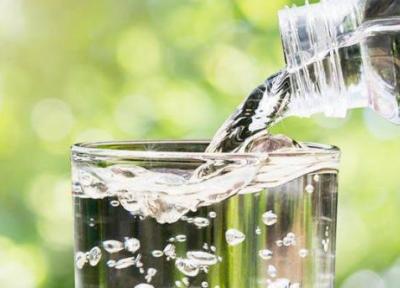 7 خاصیت نوشیدن آب گازدار یا سودا