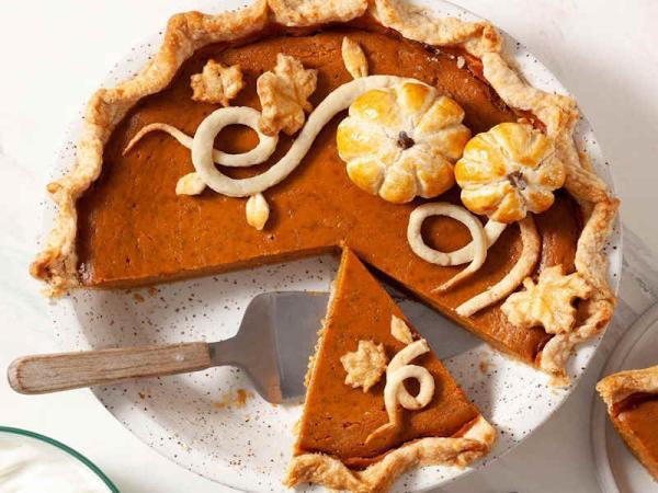 طرز تهیه پای کدو تنبل ، اگر وسط پای کدو حلوایی شل شد چه کنیم؟